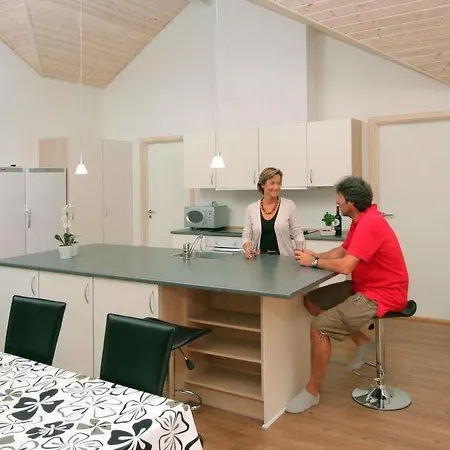 Oksby Sleeps 22 Pool Wifi 펜션 Blåvand