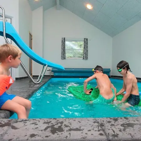 Oksby Sleeps 22 Pool Wifi Blåvand